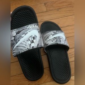 Nike slides